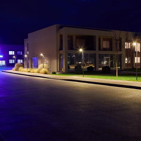 Спа-Готель Поло-Медлайф クレメンチューク エクステリア 写真